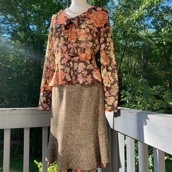 ANN TAYLOR LOFT Tweed Suit - Picture 5 of 16